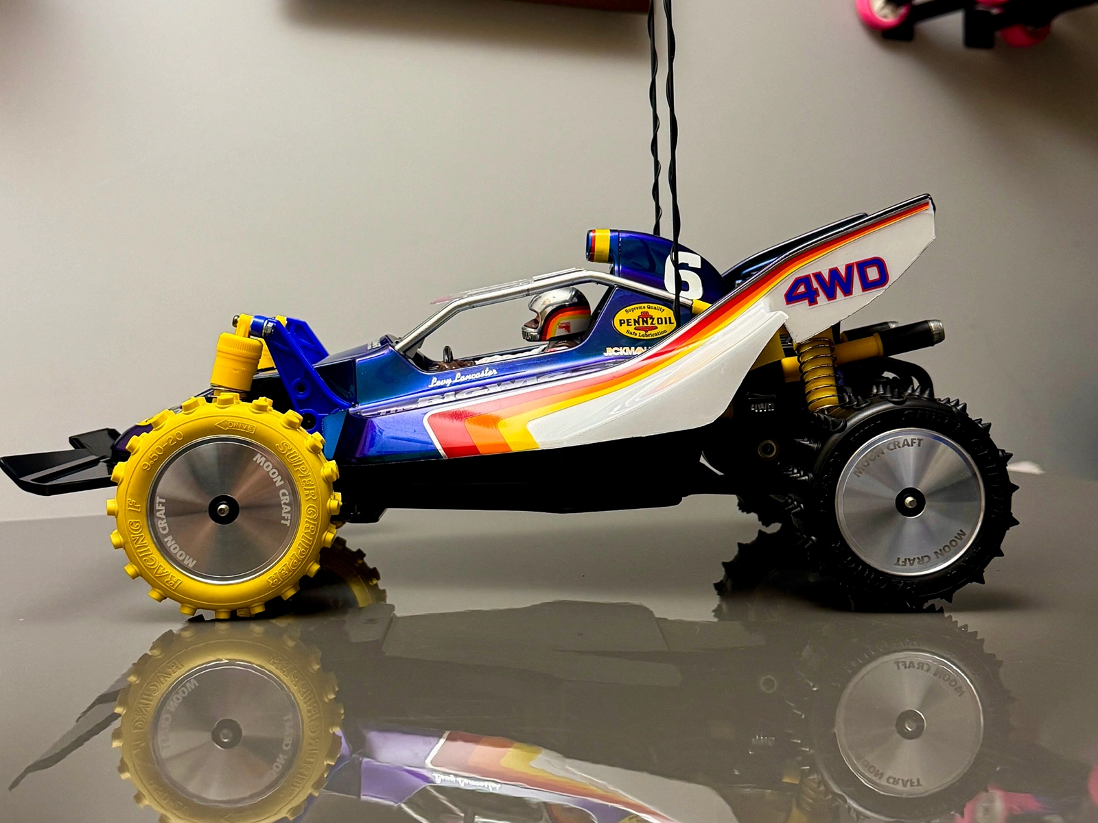 Tamiya Bigwig — SIDE PROFILE